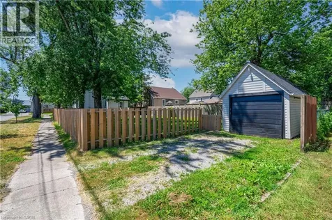793 Steele Street Port Colborne ON L3K 4Z5