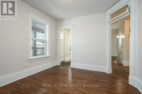 2-94 Scott Street Kitchener ON N2H 2R5