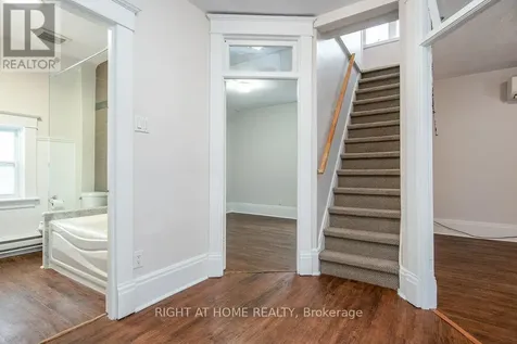 2-94 Scott Street Kitchener ON N2H 2R5