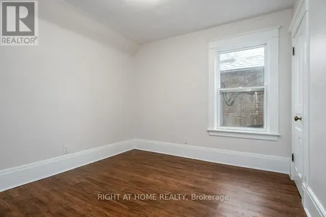 2-94 Scott Street Kitchener ON N2H 2R5