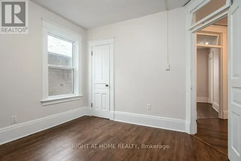 2-94 Scott Street Kitchener ON N2H 2R5