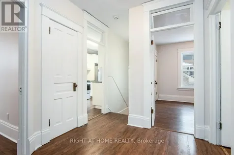 2-94 Scott Street Kitchener ON N2H 2R5