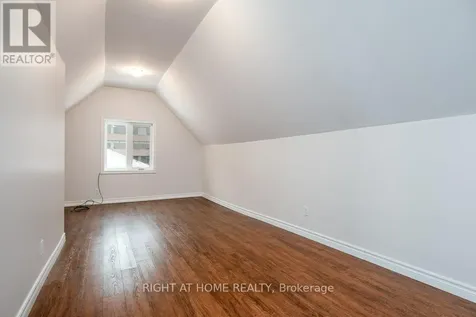 2-94 Scott Street Kitchener ON N2H 2R5