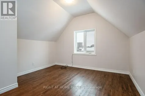 2-94 Scott Street Kitchener ON N2H 2R5
