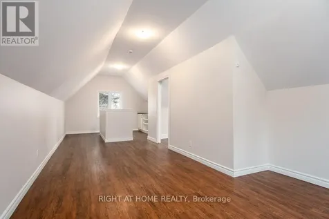 2-94 Scott Street Kitchener ON N2H 2R5