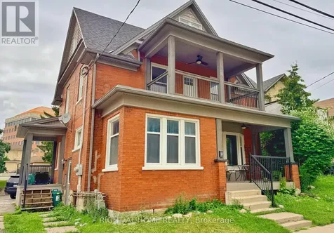 2-94 Scott Street Kitchener ON N2H 2R5