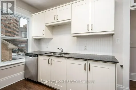 2-94 Scott Street Kitchener ON N2H 2R5