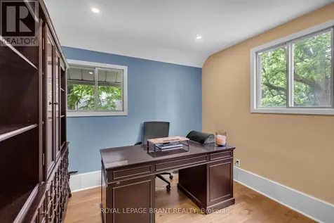 11 Tutela Heights Road Brantford ON N3T 1A2