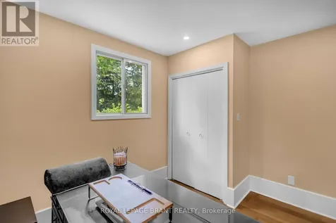 11 Tutela Heights Road Brantford ON N3T 1A2