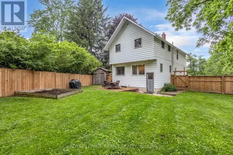11 Tutela Heights Road Brantford ON N3T 1A2