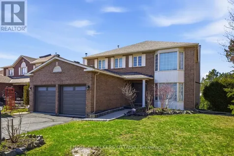3 Balding Crescent Ottawa ON K2K 2L4