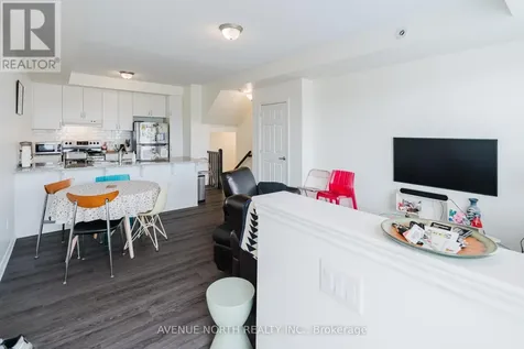 836 Mikinak Road Ottawa ON K1K 5A5