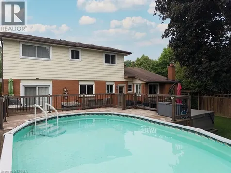 118 Greenfield Road Brantford ON N3R 7C8