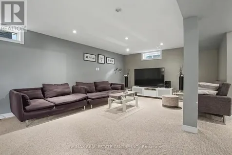 514 Havelock Drive Waterloo ON N2L 4N7
