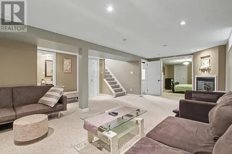 514 Havelock Drive Waterloo ON N2L 4N7