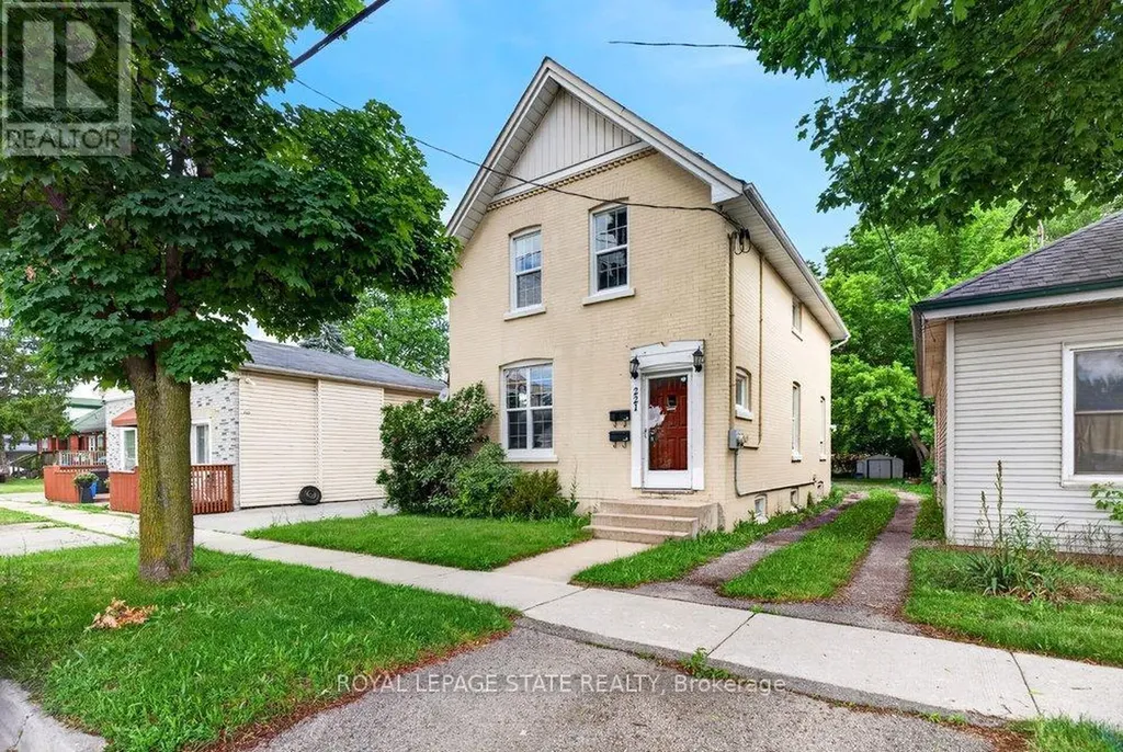 221 Grand River Avenue Brantford ON N3T 4Y3