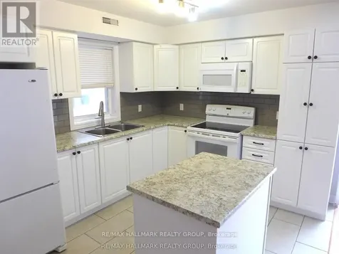 216 Carillon Street Ottawa ON K1L 5X8