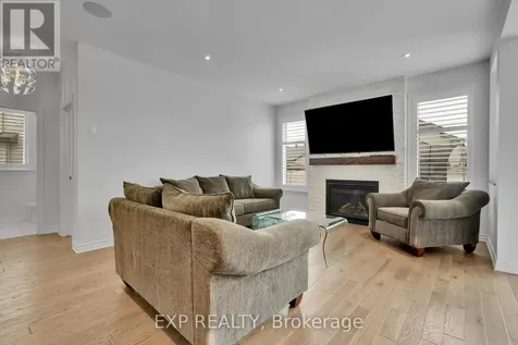 321 Serenade Crescent Ottawa ON K1X 0B9
