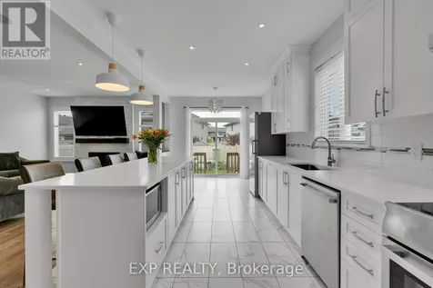 321 Serenade Crescent Ottawa ON K1X 0B9
