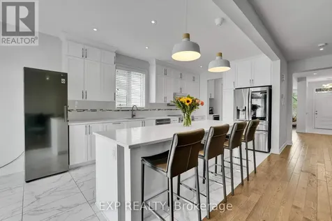 321 Serenade Crescent Ottawa ON K1X 0B9