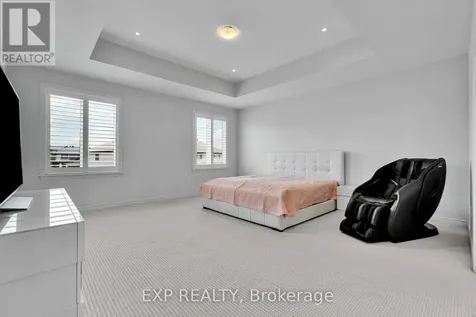 321 Serenade Crescent Ottawa ON K1X 0B9