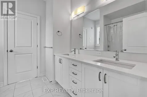 321 Serenade Crescent Ottawa ON K1X 0B9