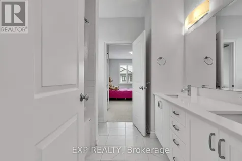 321 Serenade Crescent Ottawa ON K1X 0B9