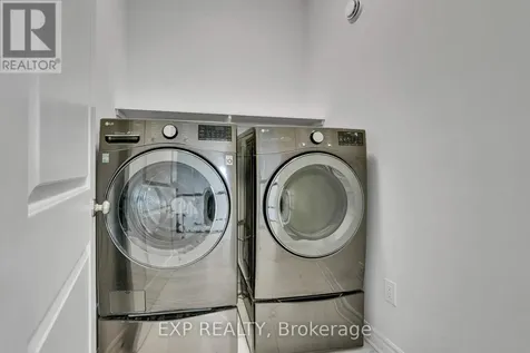 321 Serenade Crescent Ottawa ON K1X 0B9