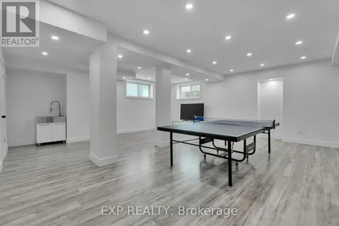 321 Serenade Crescent Ottawa ON K1X 0B9