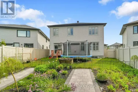 321 Serenade Crescent Ottawa ON K1X 0B9