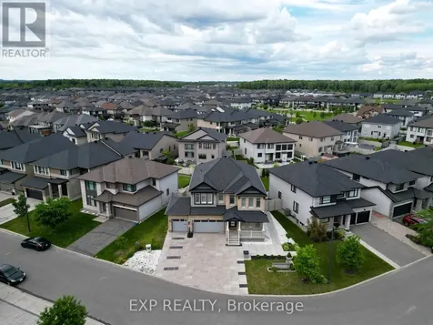 321 Serenade Crescent Ottawa ON K1X 0B9