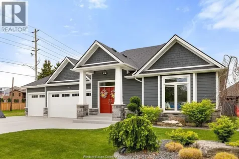 6072 Silver Maple Lasalle ON N9H 0C1
