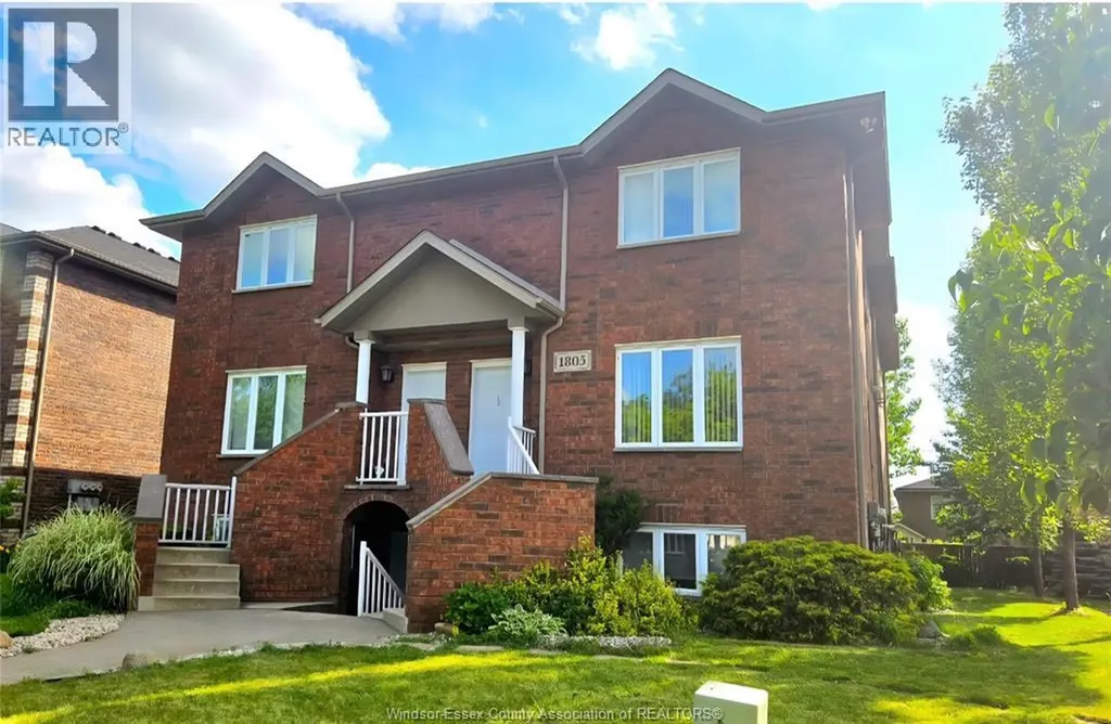 1805 Northway Windsor ON N9B 3M1