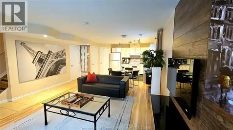 1805 Northway Windsor ON N9B 3M1