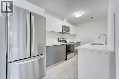 3290 Stella Crescent Windsor ON N8T 3R8
