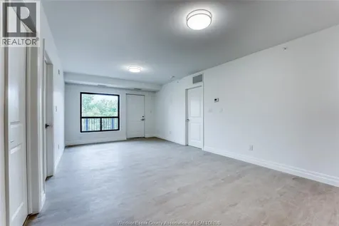 3290 Stella Crescent Windsor ON N8T 3R8