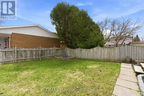 621 Willow Crescent Cobourg ON K9A 2B4