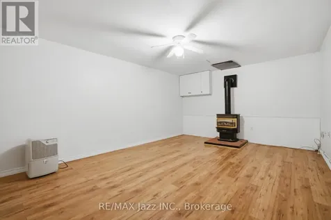 621 Willow Crescent Cobourg ON K9A 2B4