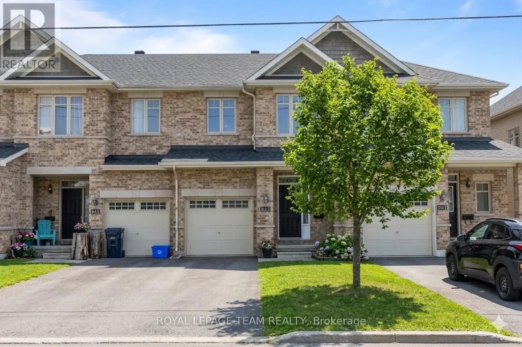 943 Klondike Road Ottawa ON K2W 0E3