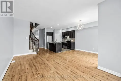 943 Klondike Road Ottawa ON K2W 0E3