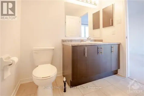 190 Camden Private Ottawa ON K2J 6J1