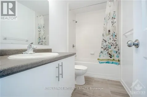 190 Camden Private Ottawa ON K2J 6J1