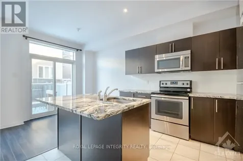 190 Camden Private Ottawa ON K2J 6J1