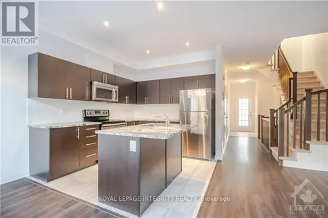190 Camden Private Ottawa ON K2J 6J1