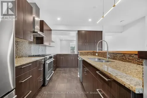 1559 Queensdale Avenue Ottawa ON K1T 1J3