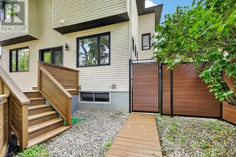 1559 Queensdale Avenue Ottawa ON K1T 1J3