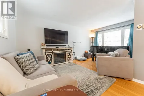 206 6th Avenue East Owen Sound ON N4K 2T3