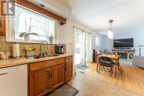 206 6th Avenue East Owen Sound ON N4K 2T3
