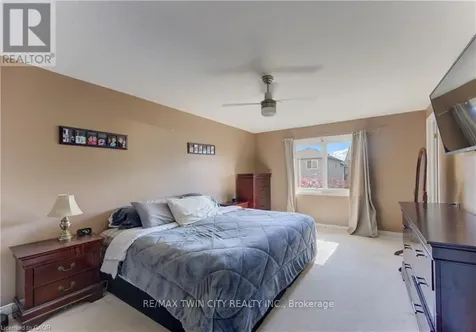 39 Chantilly Street Kitchener ON N2R 1V7