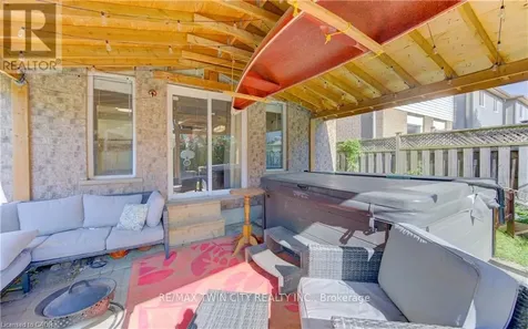 39 Chantilly Street Kitchener ON N2R 1V7